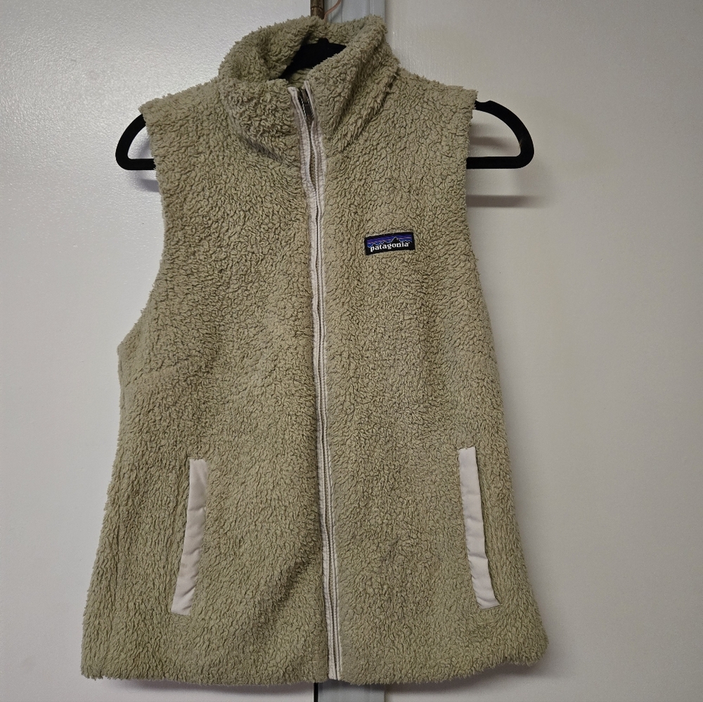 Patagonia Vest in Cream